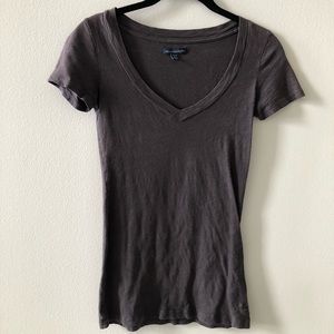 American Eagle V-neck